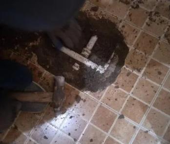 太原卫生间漏水维修公司为您分享下卫生间渗水如何处理及注意事项